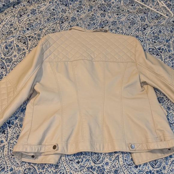 New York and Co. Moto Jacket - Picture 2 of 8